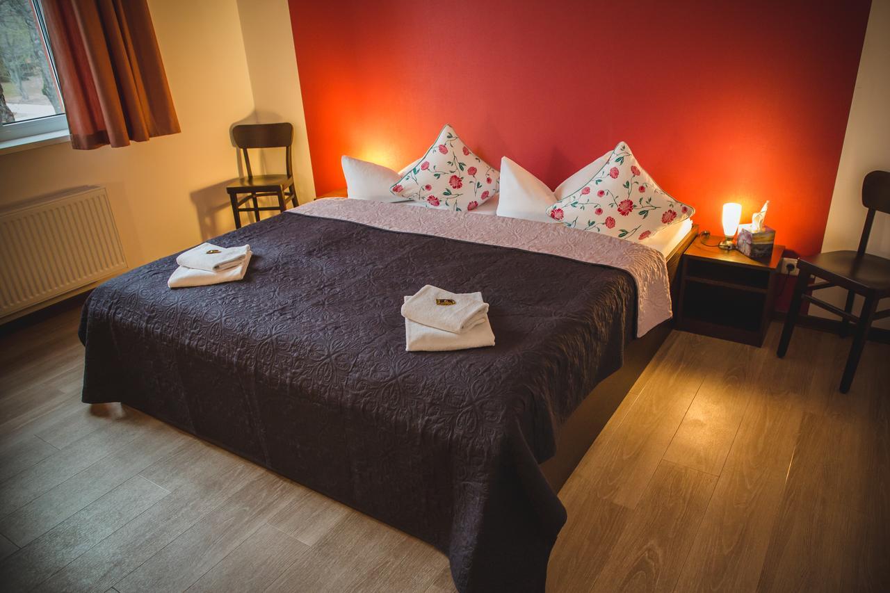 Hotel Rasenmuhle Jena Bagian luar foto